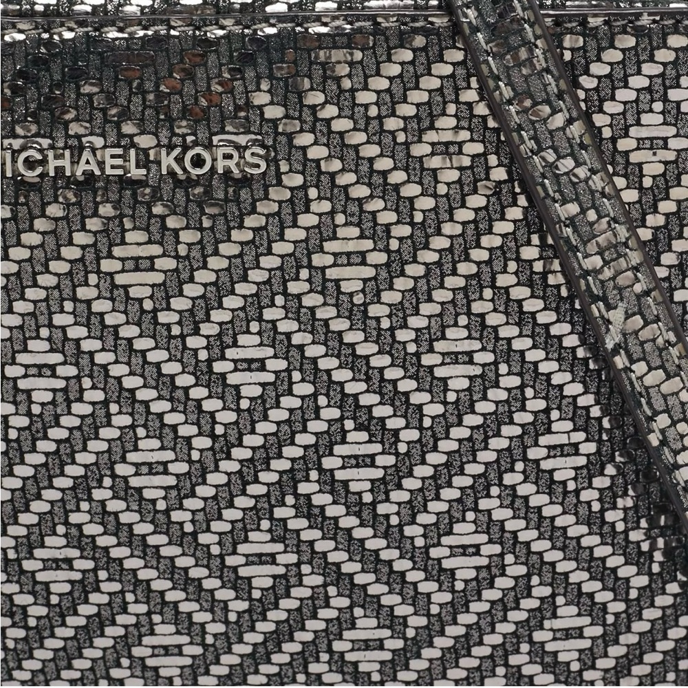 Michael Kors NWOT Metallic Silver Purse - Picture 3 of 7